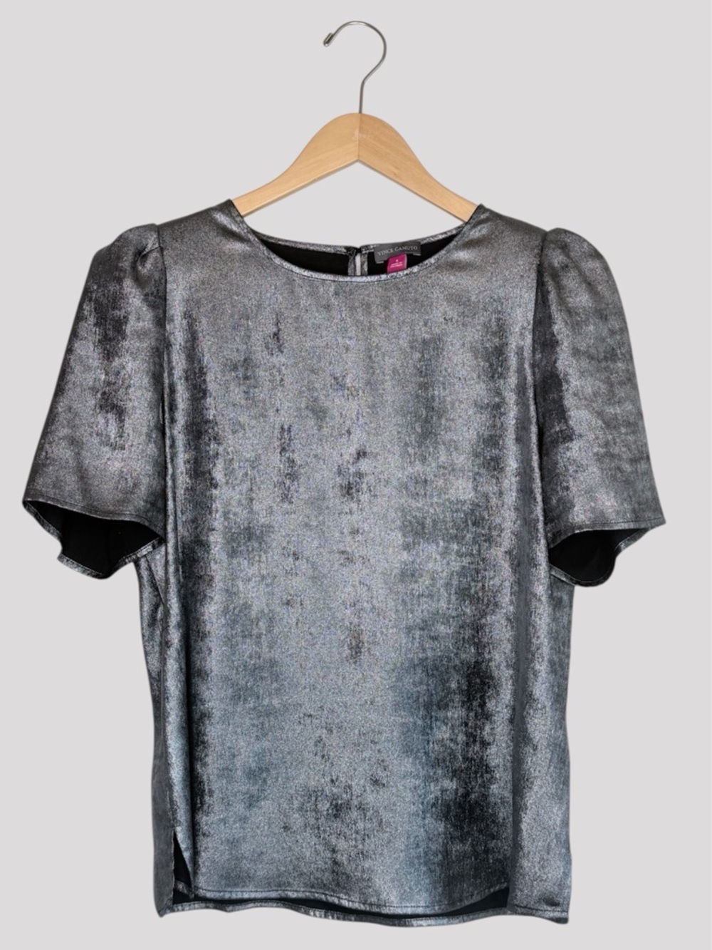 NEW Vince Camuto Mercury Metallic Puff Short Sleeve Blouse Women’s Size Small